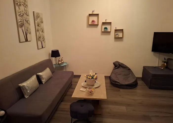 Апартаменты Close To Metro *